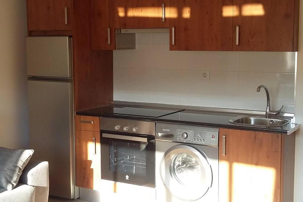 Coqueto Alojamiento Cercano A Las Termas A Оуренсе Екстериор снимка